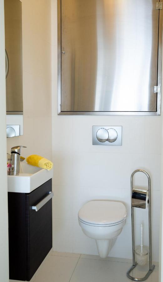 Sunshine Apartman With Free Parking Győr Eksteriør bilde